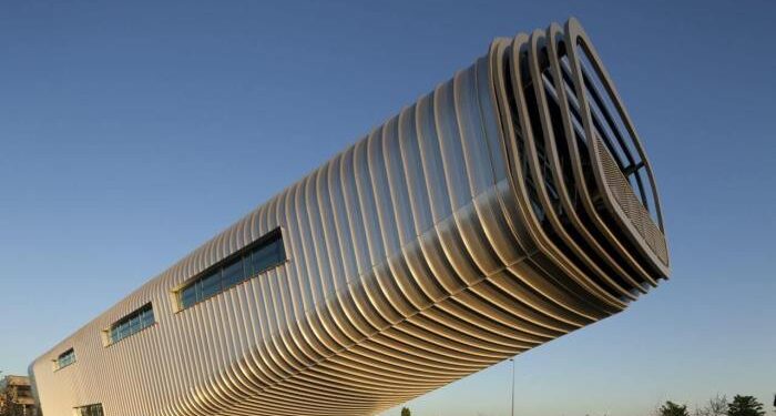 20 Best Modern Industrial Architecture Design Ideas - Live Enhanced